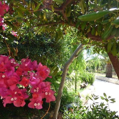 La Villa Rosa Al Mare Pozzallo Eksteriør billede